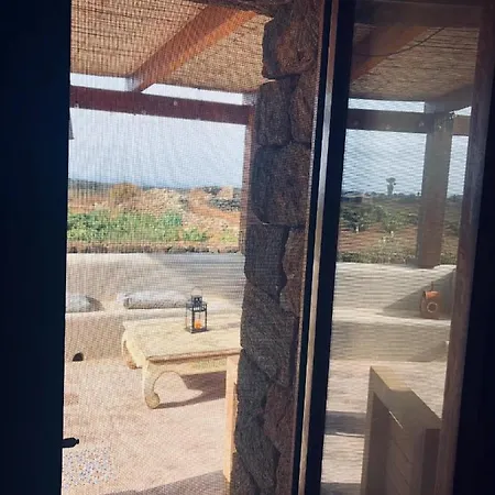 Dammuso Ma.vi * San Michele (Pantelleria)