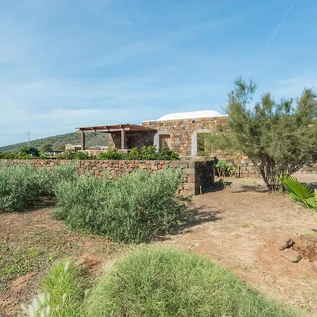 Dammuso Ma.vi * San Michele (Pantelleria)